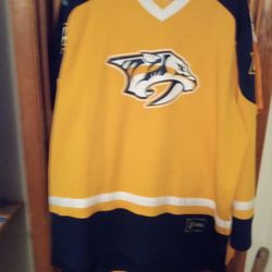 NHL OFFICIALLY LICENSED PREDS JERSEY 3XL