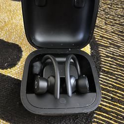 Power Beats Pro With Headphones Ready To Pair
