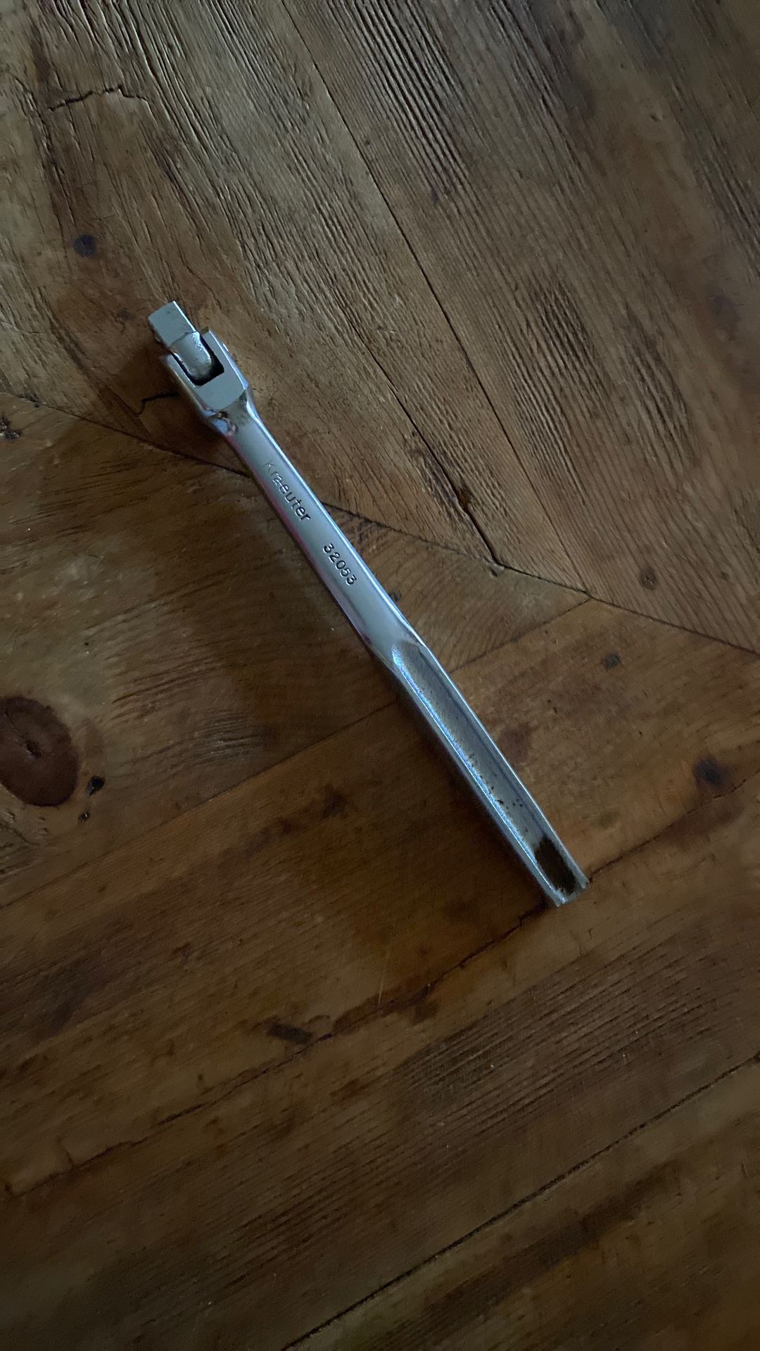 Kraeuter Universal Wrench