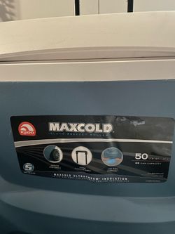 Igloo Rolling/Telescopic Handles Cooler-BRAND NEW! –