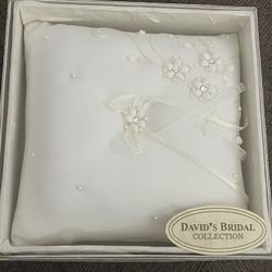 David’s Bridal Wedding Ring Bear Pillow - New 