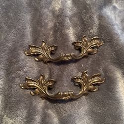 Antique Dresser Handles- 12 Of Them 