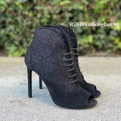 Saint Laurent suede lace open toe lace-up ankle boot 37