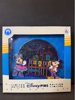 2026 Disneyland 70th Anniversary Mickey & Minnie Jumbo Marquee Pin – LE 2500