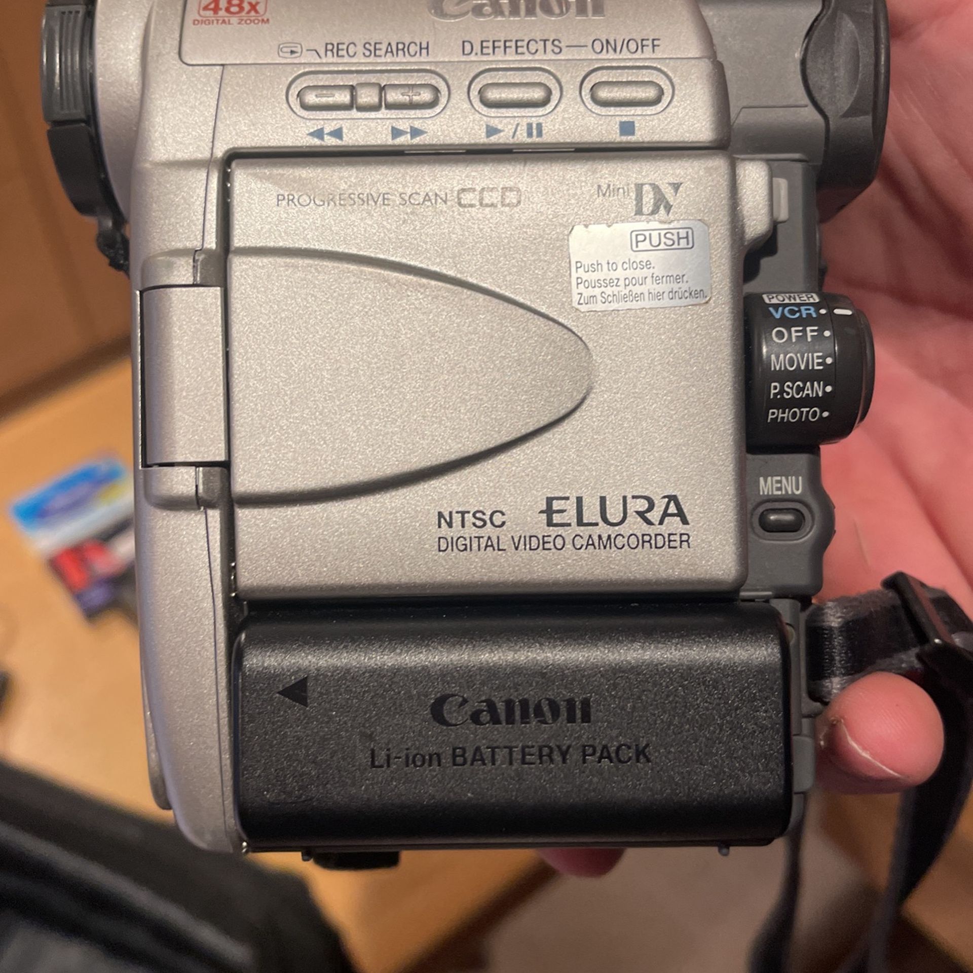 Canon Elura