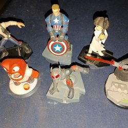 Disney Infinity Play Pieces. (31)Total 
