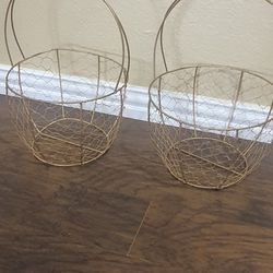 2 Gold Baskets 