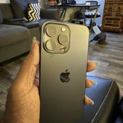Unlocked Apple iPhone 15 Pro Max 256GB Capacity..