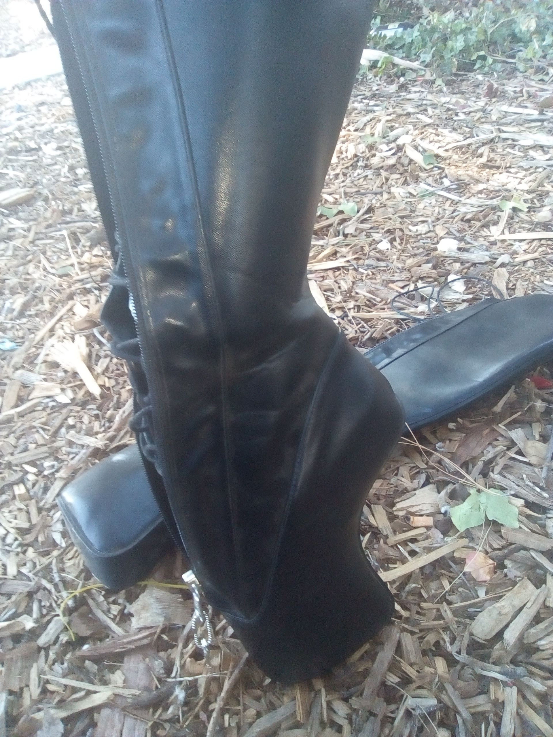 Ykk dancing boots