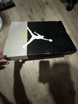Jordan 4s