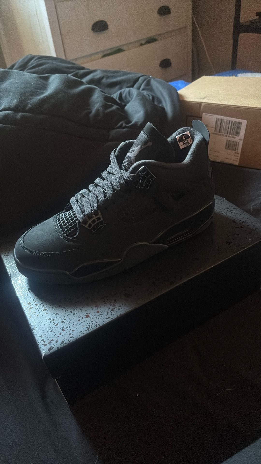 Jordan 4 Black Cat Size 9