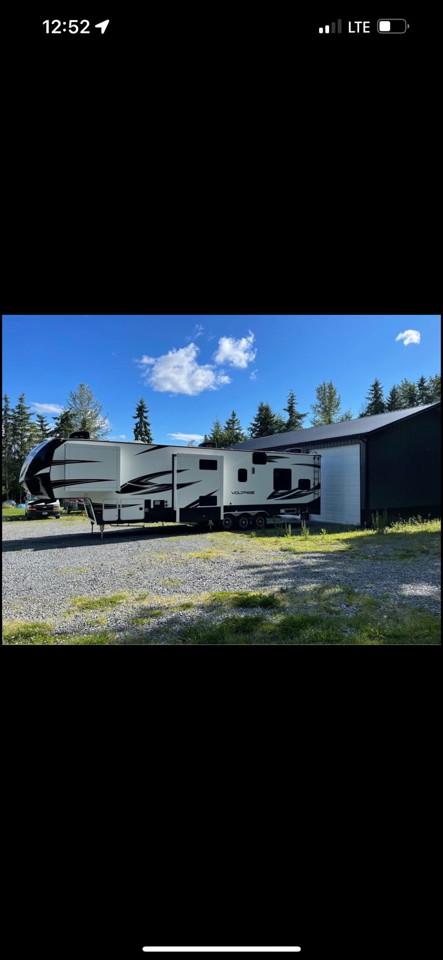 2017 Dutchman Voltage 3805