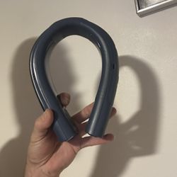 TORRAS NECK FAN $150