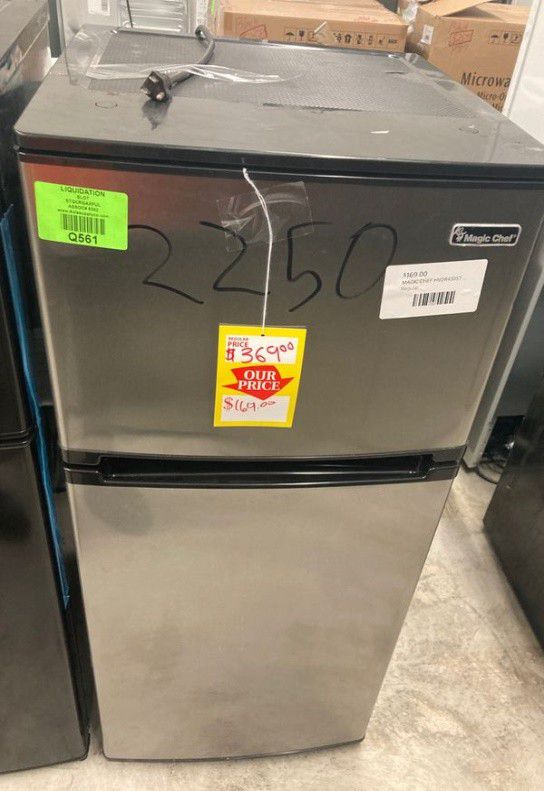Magic Chef Refrigerator ❄️ Chef HVdr430st