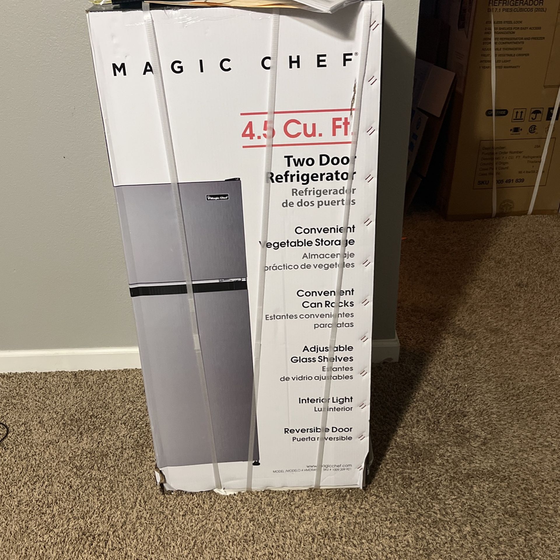 4.5 Cubic Foot Mini Fridge 