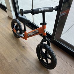 Strider Balance Bike 12”