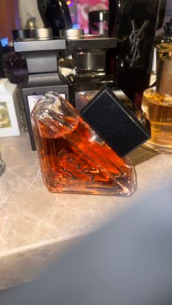 Prada Paradoxe Intense