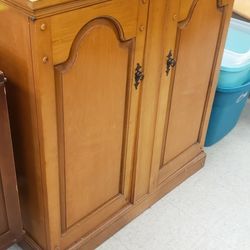 Media Cabinet 