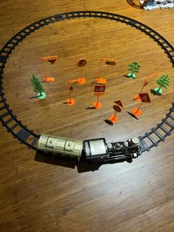 Train set with tracks and signs