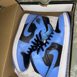 Air Jordan 1 Mid