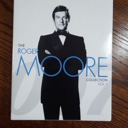 007 James Bond / The Roger Moore Collection Volumes 1 and 2