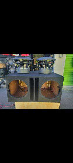 UNAS BOCINAS SKAR AUDIO