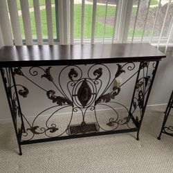 Metal& Wood table great for indoor plants Or to divide a room