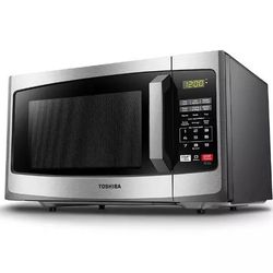 Toshiba 0.9 cu. ft. Stainless Steel Countertop Microwave Oven Silver