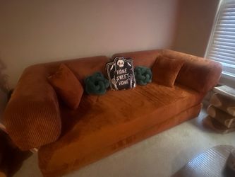 Teddy Sofa - Brand New -NEED GONE ASAP!!