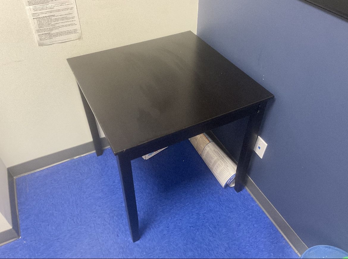 Black Wood Table