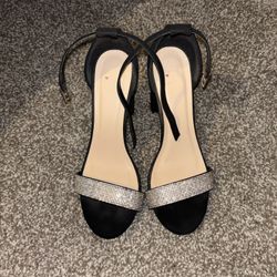 Black heels women’s 7.5