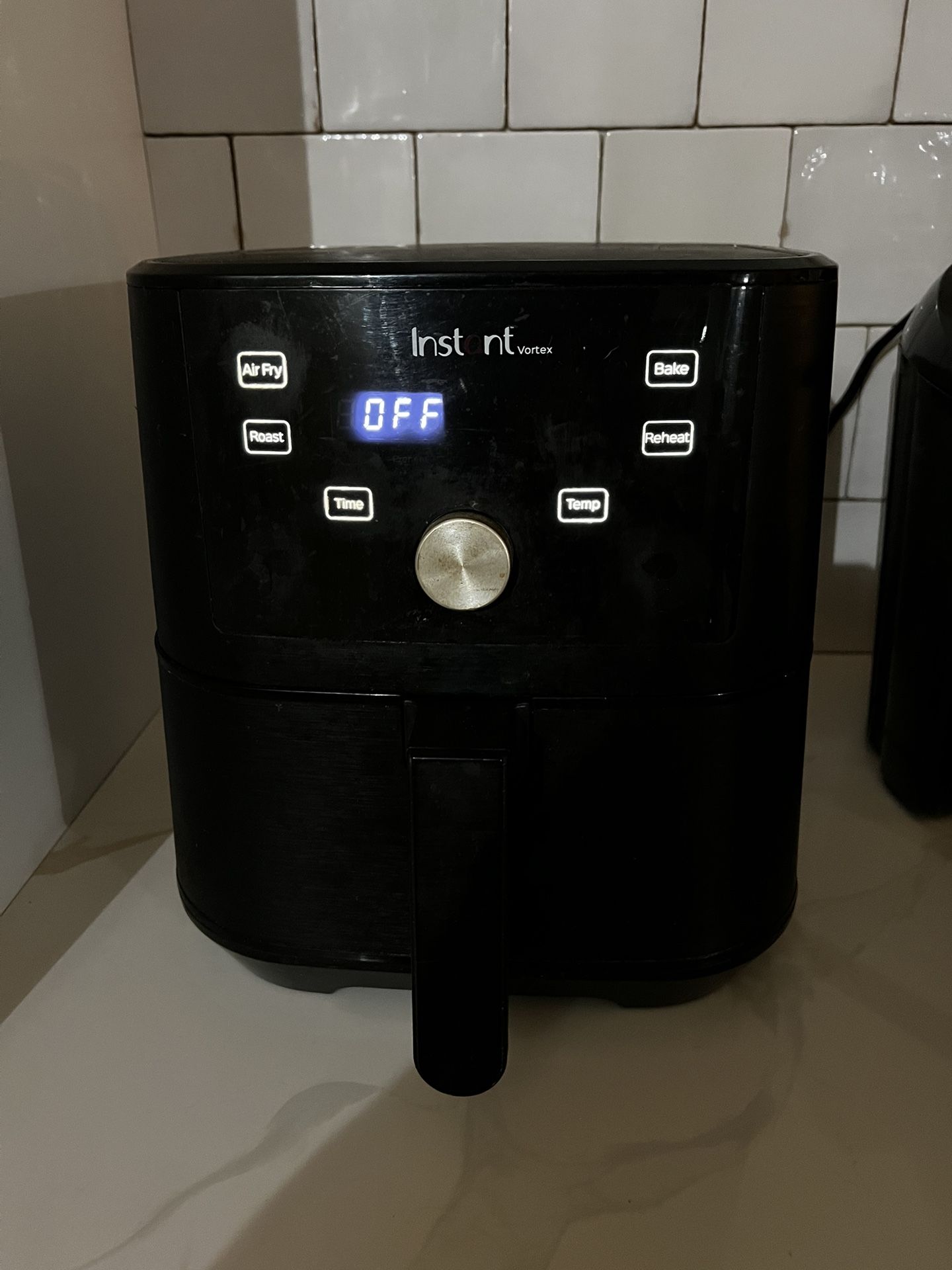 Instant Vortex Air Fryer 