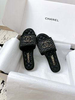 Brand-new women’s calfskin slippers by Chanel