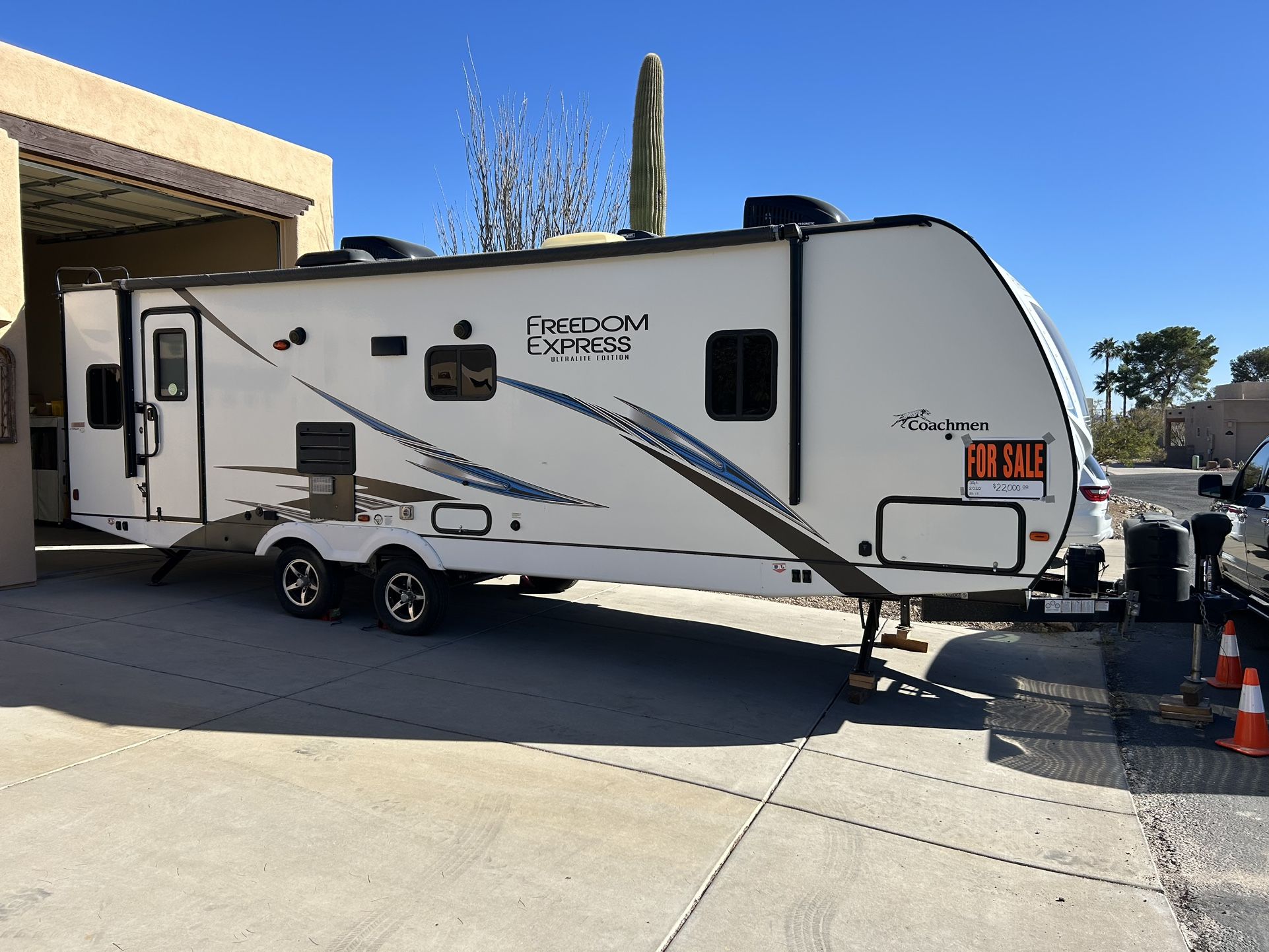 2020 COACHMAN FREEDOM EXPRESS ULTRALITE EDITION