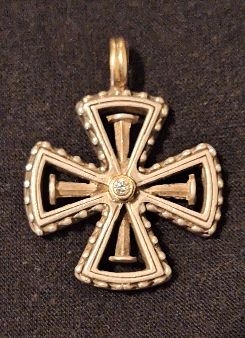 Konstantino Vintage Cross