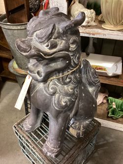 Large Asian foo dog – heavy 80 pounds!