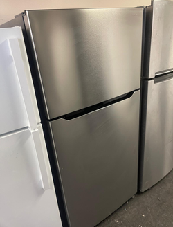 Brand TBD Top Freezer Fridge – Stainless, clean, 19 cu ft