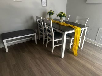 Dinner set for sale