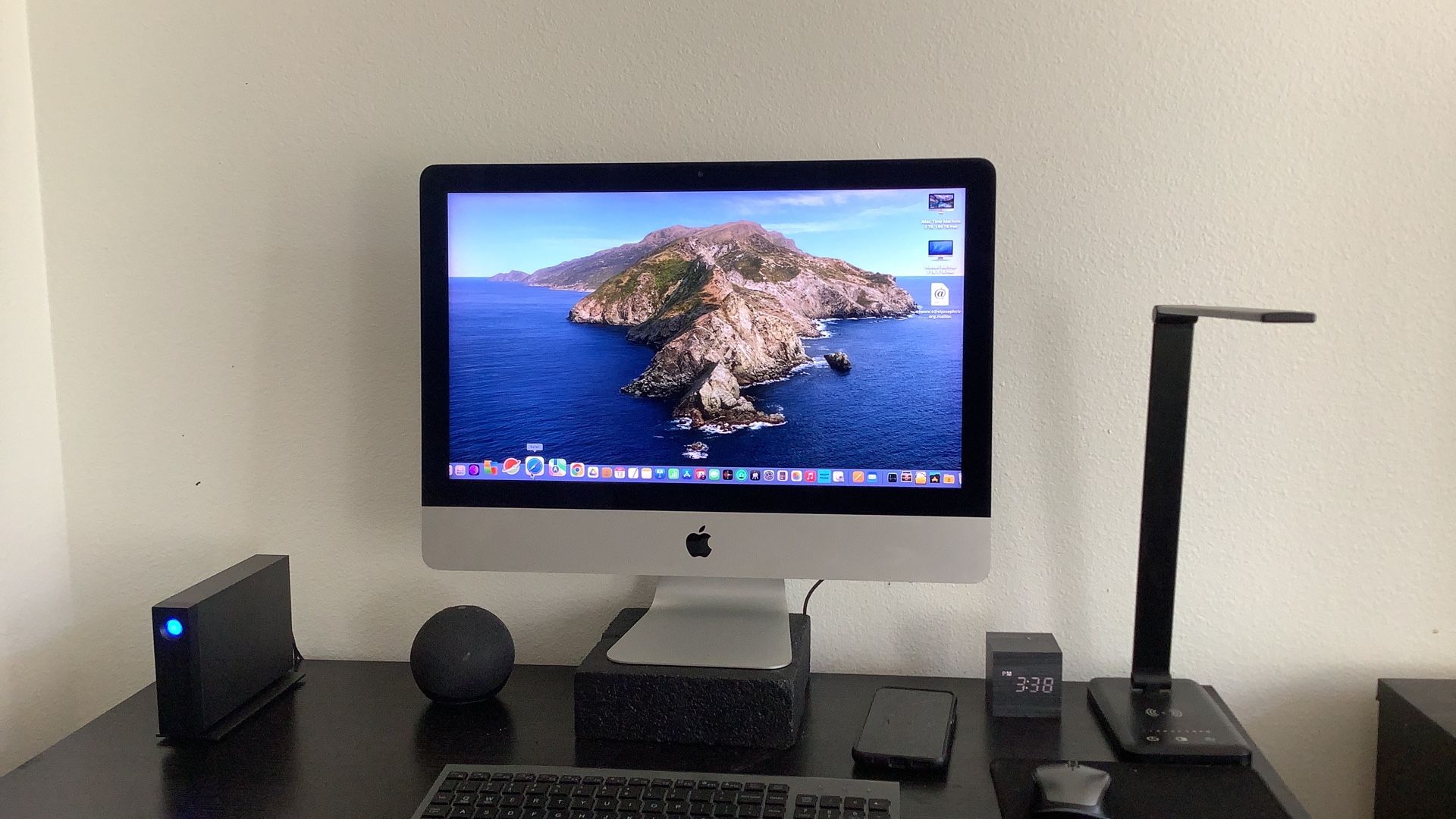 iMac 21.5in 16GB Ram 3.3 GHz Quad Core Intel Core i7 500 SSD