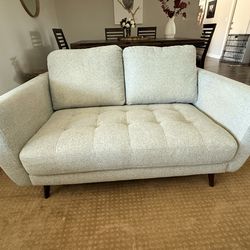 Living Spaces Ginger Grey Fabric 59" Loveseat