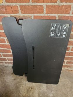 LAPTOP/COMPUTER DESK