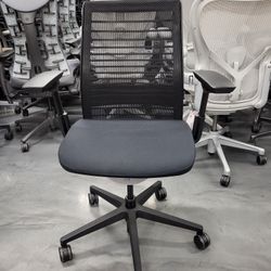 Rarely Used Steelcase Think v1/v2 Chair