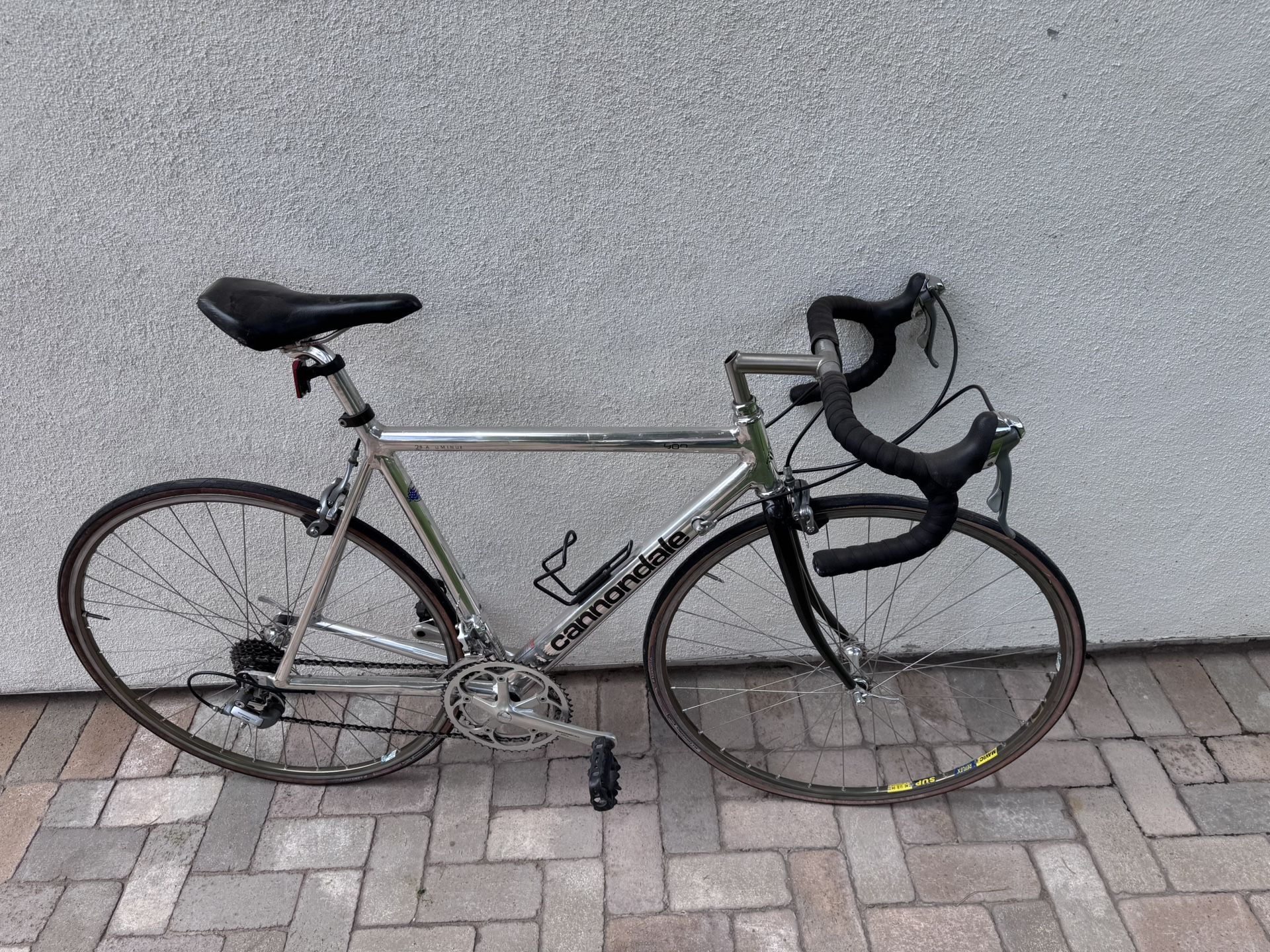 Cannondale R(contact info removed)’s Road Bike