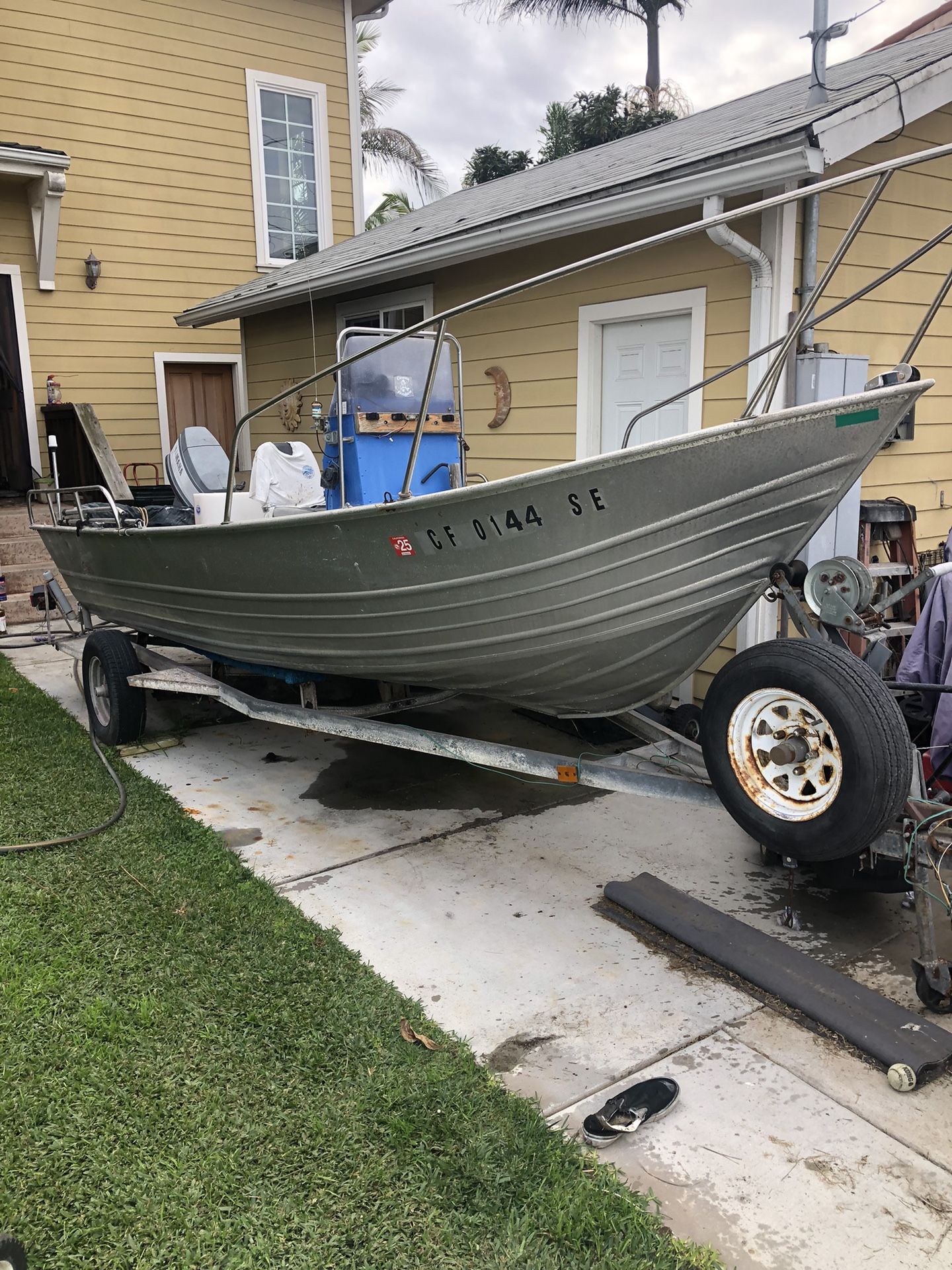 17 Ft Aluminum Fishing Boat for Sale in San Diego, CA - OfferUp