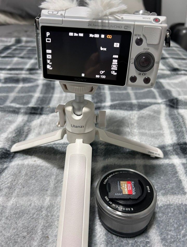 Sony A5100 Used Like New