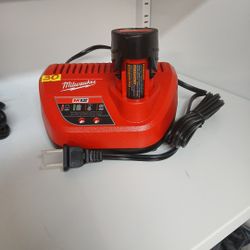 Milwaukee New M12  Charger More Battery 2.0