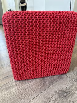 Knit ottoman