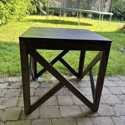 2 End Tables 