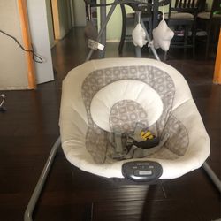 Graco Baby Swing