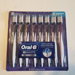 8 Pieces Oral B Toothbrush